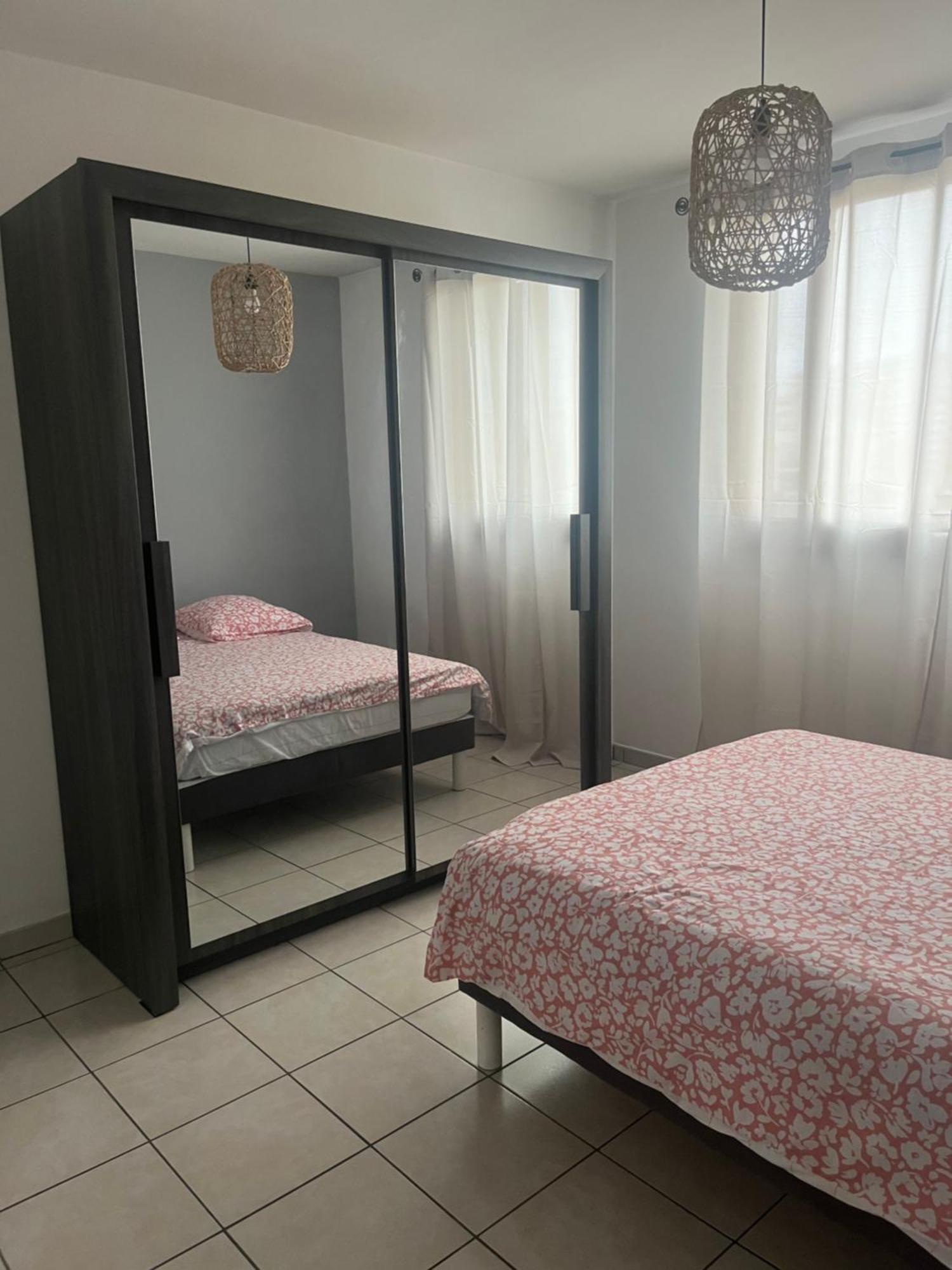 Appart T3 Proche Metro -Draps Et Serviettes Inclus Marsilia Exterior foto
