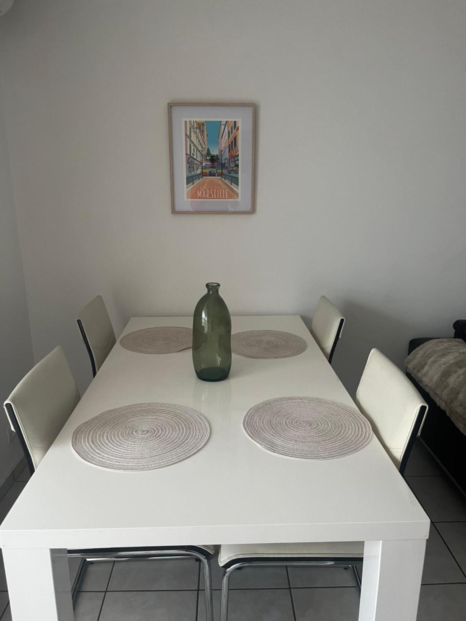 Appart T3 Proche Metro -Draps Et Serviettes Inclus Marsilia Exterior foto
